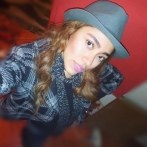 Zizi adel sur yala.fm
